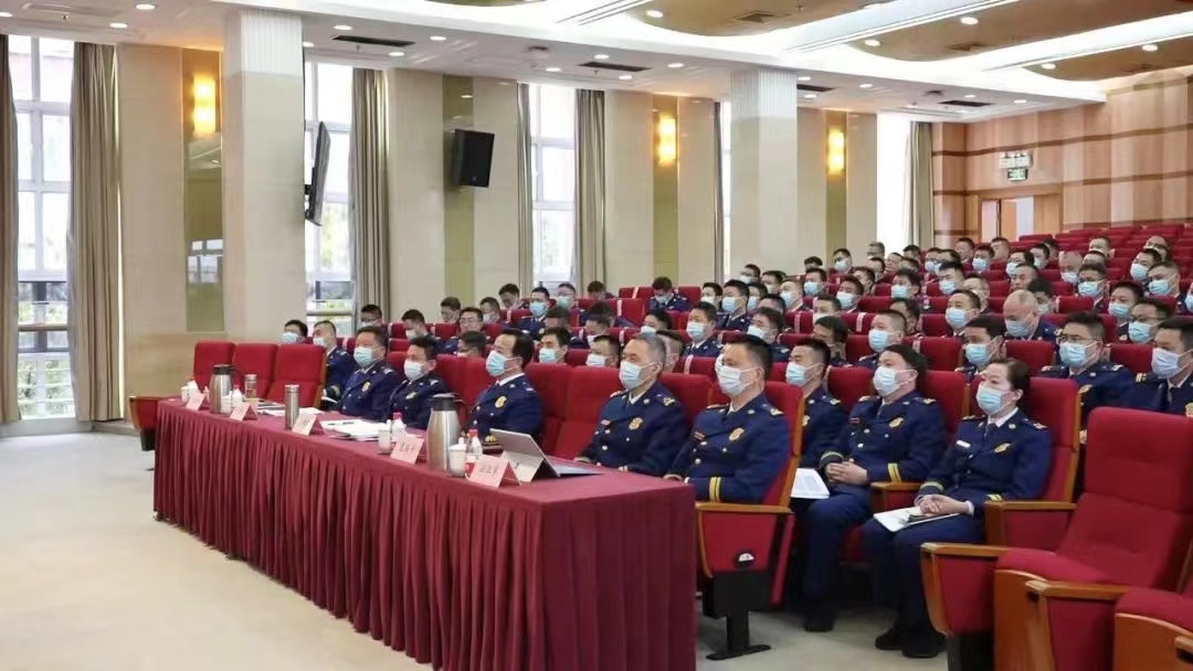 上海市消防救援总队学习贯彻党的二十大精神支队副职以上干部培训班结业